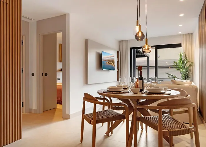 Stylish 2br In Estepona, Walk To & Old Town Apartamento *