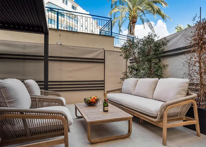 Stylish 2br In Estepona, Walk To & Old Town *