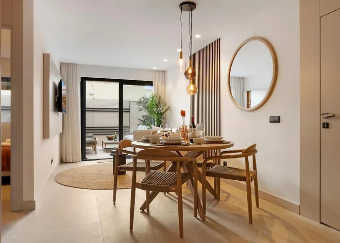 Stylish 2br In Estepona, Walk To & Old Town *