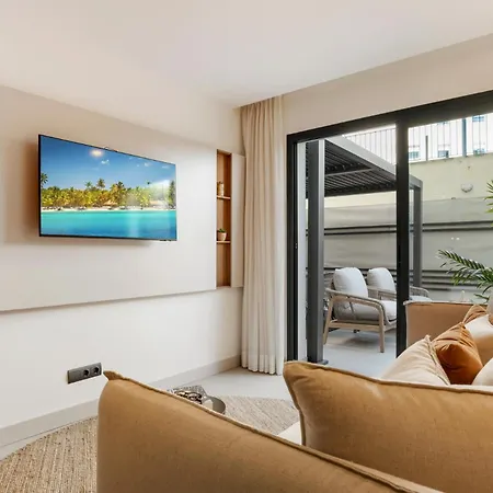 Stylish 2br In Estepona, Walk To & Old Town *