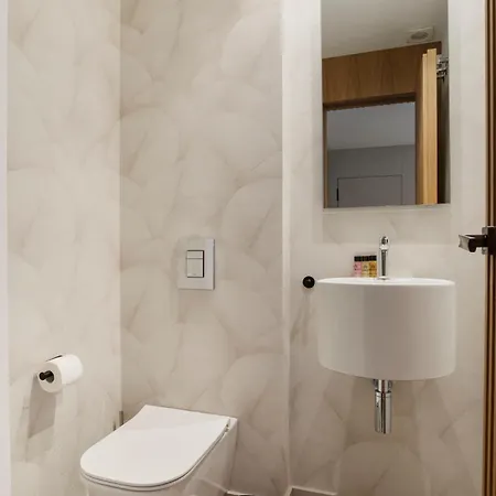 Stylish 2br In Estepona, Walk To & Old Town *