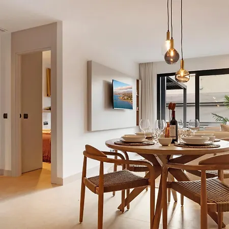 Stylish 2br In Estepona, Walk To & Old Town Appartement *