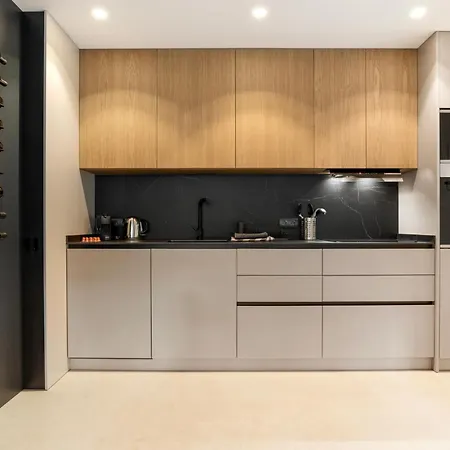 Апартаменти Stylish 2br In Estepona, Walk To & Old Town *