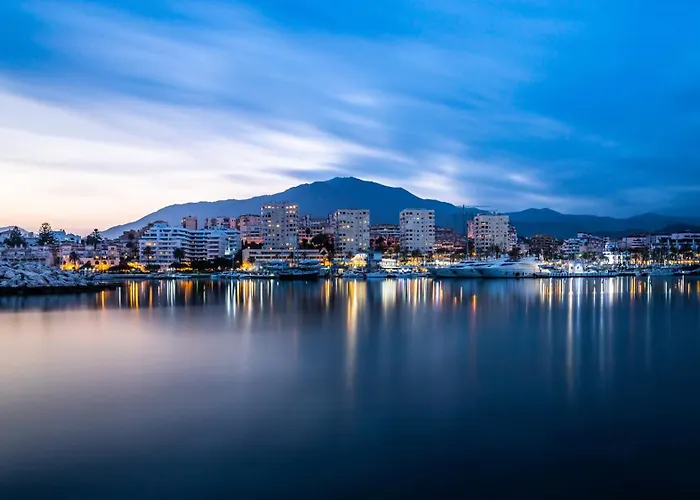 Stylish 2br In Estepona, Walk To & Old Town Estepona