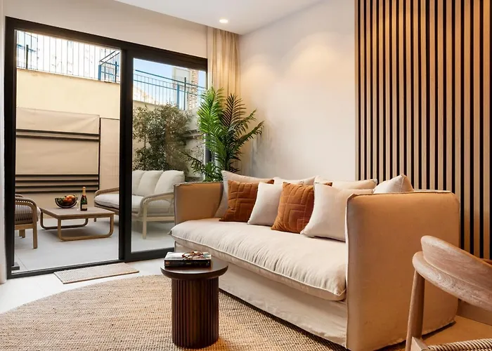 Stylish 2br In Estepona, Walk To & Old Town Estepona