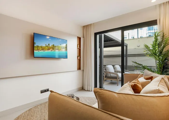 Stylish 2br In Estepona, Walk To & Old Town *